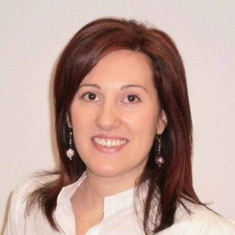 Dominique Dee